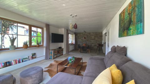 TV and multimedia, Living room, Seating area