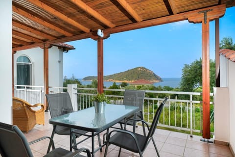 Seating area, Sea view