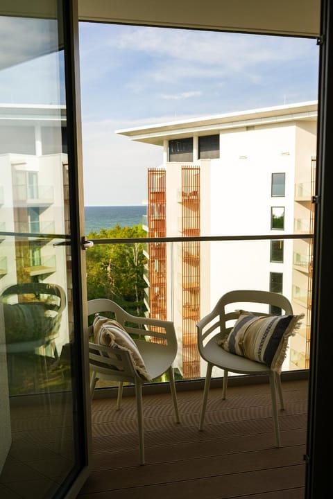View (from property/room), Balcony/Terrace, Sea view