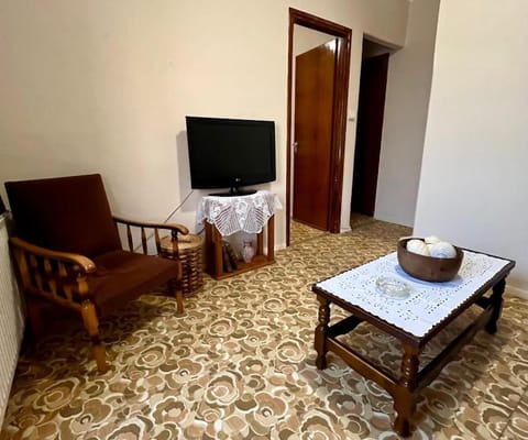 Yiayias House Apartment in Limenaria