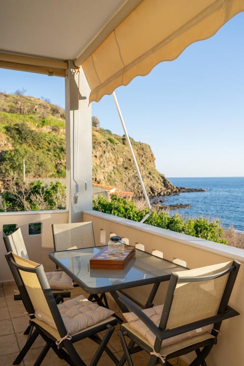 Balcony/Terrace, Mountain view, Sea view