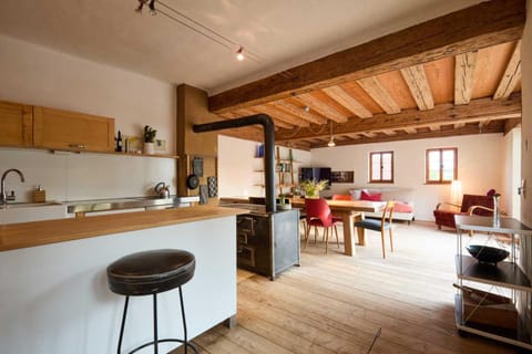 Kitchen or kitchenette, Living room, Dining area