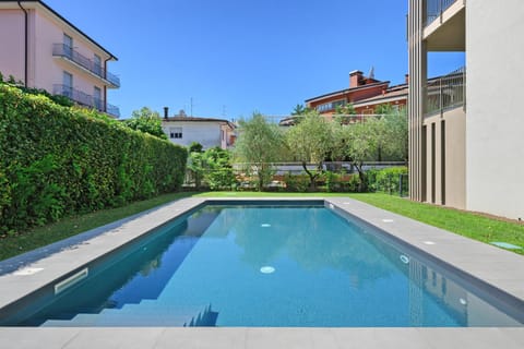 Property building, Swimming pool