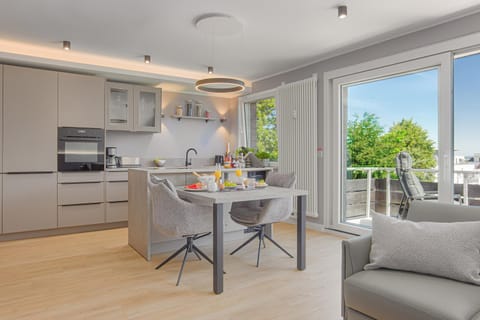 Living room, Dining area, kitchen