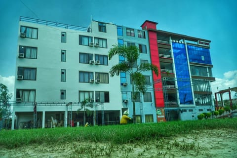 Property building, Day