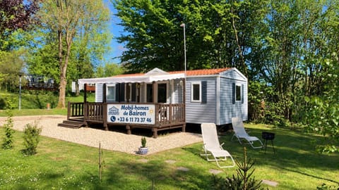 Property building, Spring, Natural landscape, Summer, BBQ facilities, Garden, Garden view, Parking, sunbed