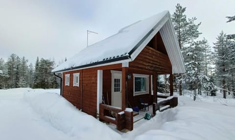 Hulhavantuvat 1 Chalet in Lapland