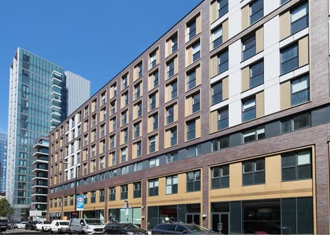 Property building, Day, Location