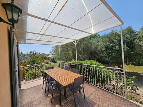 Balcony/Terrace, Garden view
