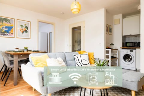 Living room, Photo of the whole room