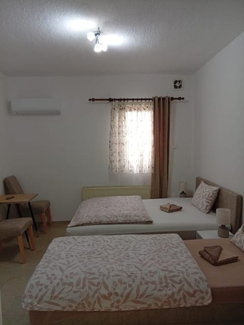 Apartman EM-Bajkeraj Apartment in Lika-Senj County