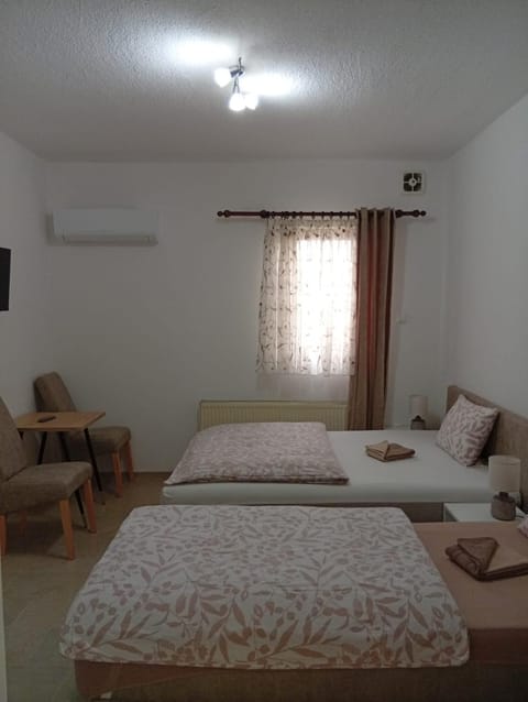 Apartman EM-Bajkeraj Apartment in Lika-Senj County