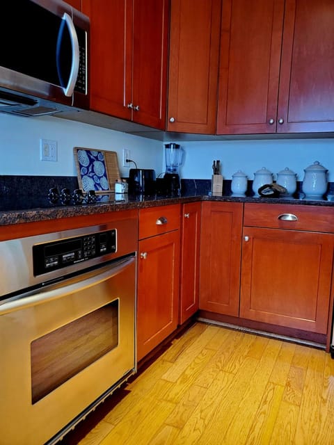 Lighthouse Cottage- Pet Friendly & Close to beach House in Selbyville