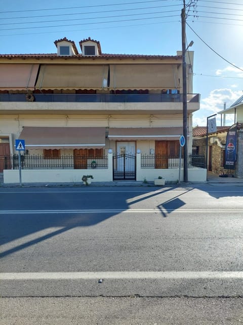 Beautiful apartment Eos awaits for excursions Apartment in Argolis, Greece