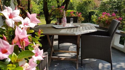 Garden, Balcony/Terrace, Garden view