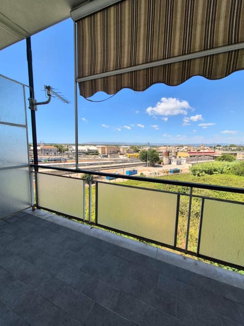 Balcony/Terrace, City view