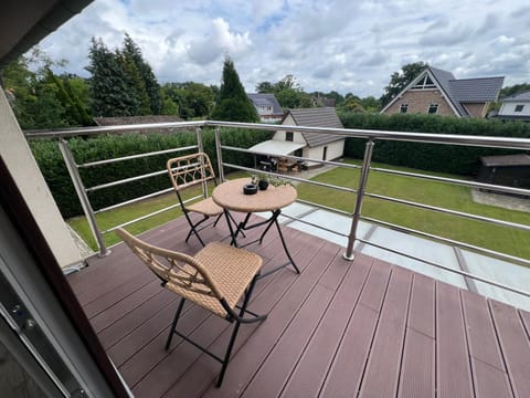 Patio, View (from property/room), Balcony/Terrace