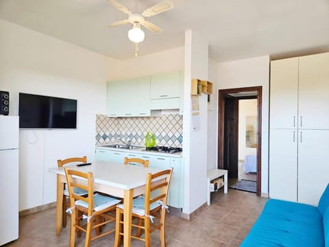 Cala Sabina 1 - Short Term Rentals Italy Apartment in Stintino