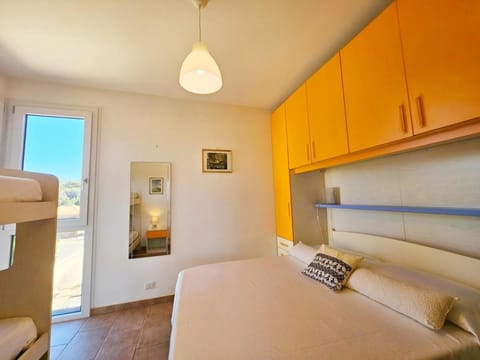Cala Sabina 1 - Short Term Rentals Italy Apartment in Stintino