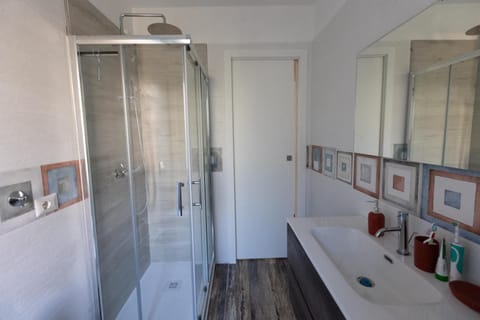 Modern's house Apartment in San Benedetto del Tronto