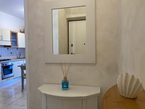 Facade/entrance, Kitchen or kitchenette