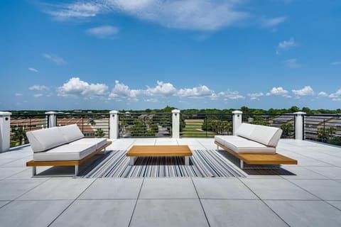 Day, View (from property/room), Balcony/Terrace, Seating area, sunbed