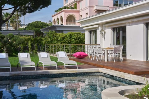 FRGK "Villa Maria Croisette Luxury Cannes Villa near Beach Ultra-Fast Wi-Fi" Villa in Cannes