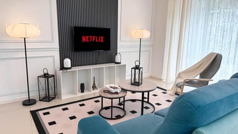 TV and multimedia, Living room