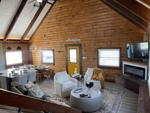The Barton House - Luxury Mountain Chalet Chalet in Dry Fork