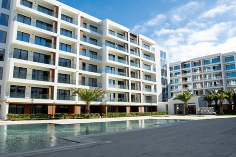 Property building, Pool view, Swimming pool