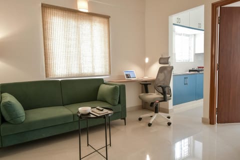Kitchen or kitchenette, Living room, Seating area