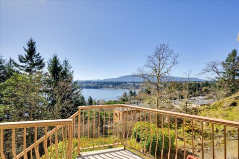 Natural landscape, Mountain view, Sea view