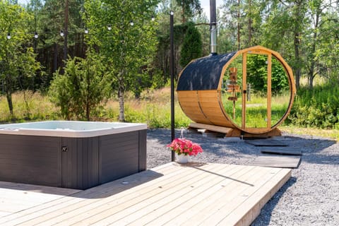 Himos Stonelake - two saunas and a hot tub Villa in Finland