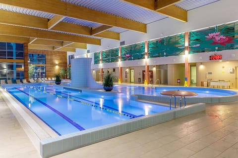 Swimming pool, Swimming pool