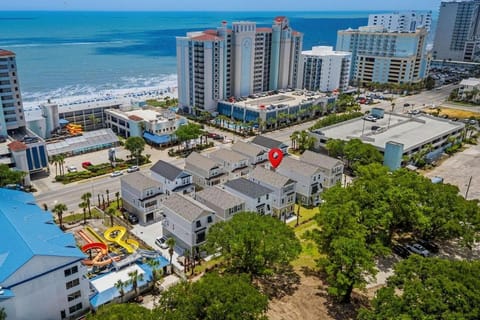 Sea Level - Across from Ocean, Dog Friendly, Gara House in Myrtle Beach