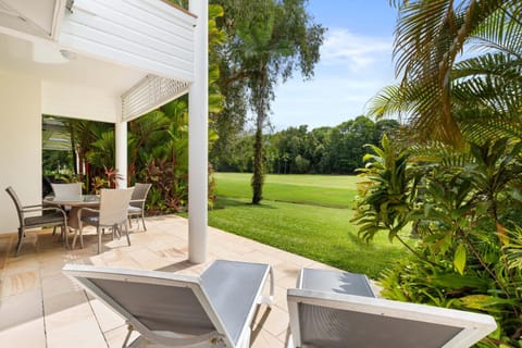 Patio, Garden view