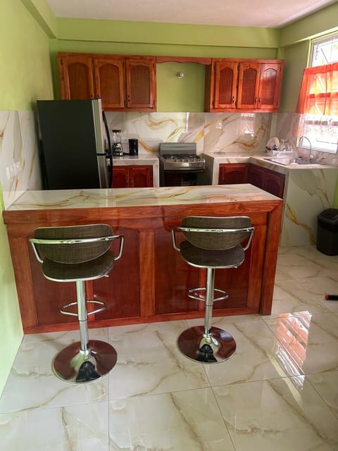 Kitchen or kitchenette, Seating area, Dining area, oven, stove