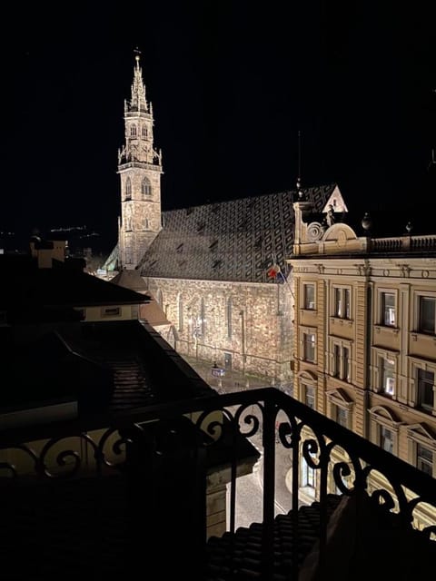 Property building, City view