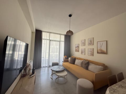 Communal lounge/ TV room, TV and multimedia, Living room