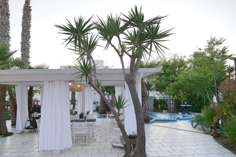 Patio, Garden, Garden view, Swimming pool