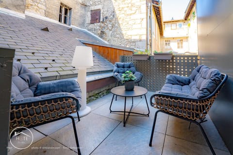 Patio, Day, View (from property/room), Balcony/Terrace