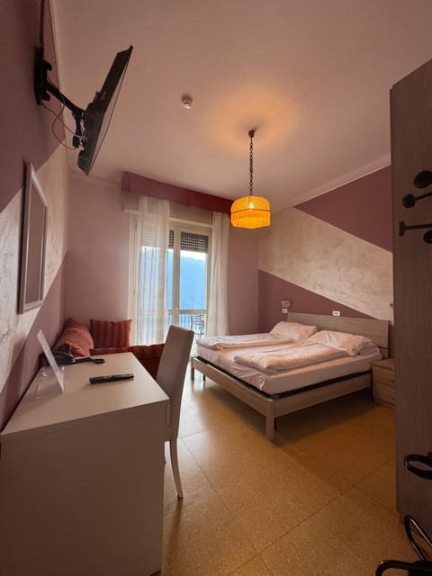 Terrazza del Brivido, Hotel Paradiso Hotel in Tignale