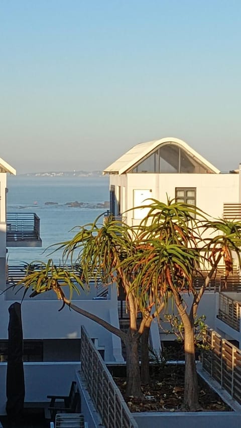 Property building, Day, Natural landscape, Sea view