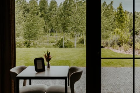 Hangar C gastensuites Bed and Breakfast in Flanders