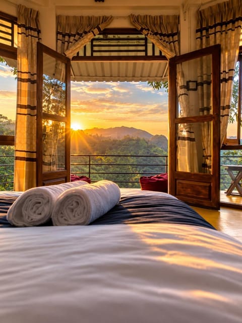 View (from property/room), Bedroom, Mountain view, Mountain view, Sunrise