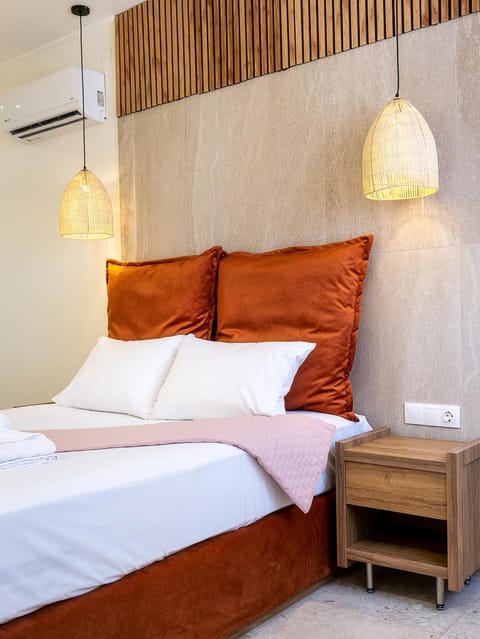 WaterSide Studios Apartment hotel in Limenaria