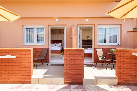 WaterSide Studios Apartment hotel in Limenaria