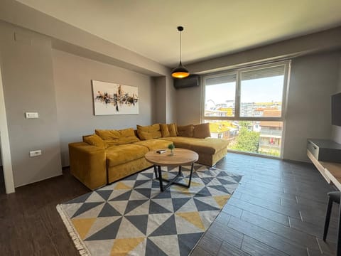 Living room, Seating area, Evening entertainment