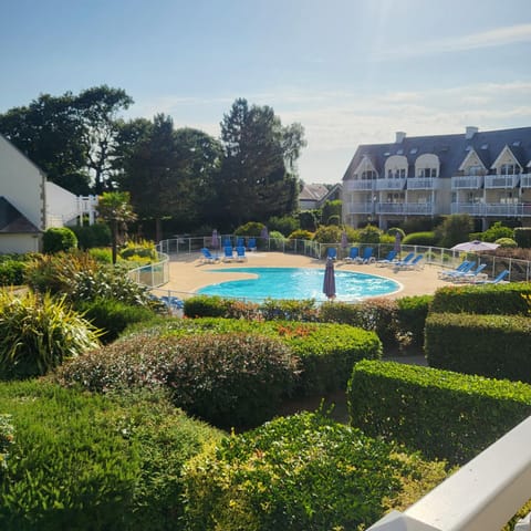 "L'émeraude" belle environnement avec piscine et plage de Cap-Coz! Apartment in Fouesnant
