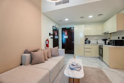 Comfortable 1 Bedroom with Balcony Vista 1 Apartment in Abu Dhabi